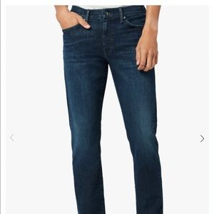 Joe’s Jeans-The Brixton Straight and Narrow Inseam 31 inches